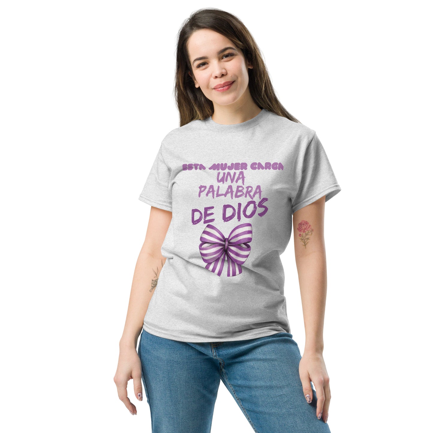 Esta Mujer Carga Una Palabra de Dios - Unisex classic tee